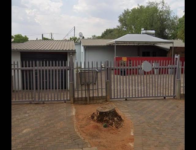 4 BEDROOM HOUSE FOR SALE IN SASOLBURG EXT 12